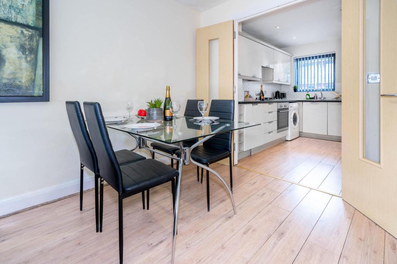 City Centre Townhouse - 3 Bedrooms - Garage - Parking - Top Rated Birmingham Exterior foto